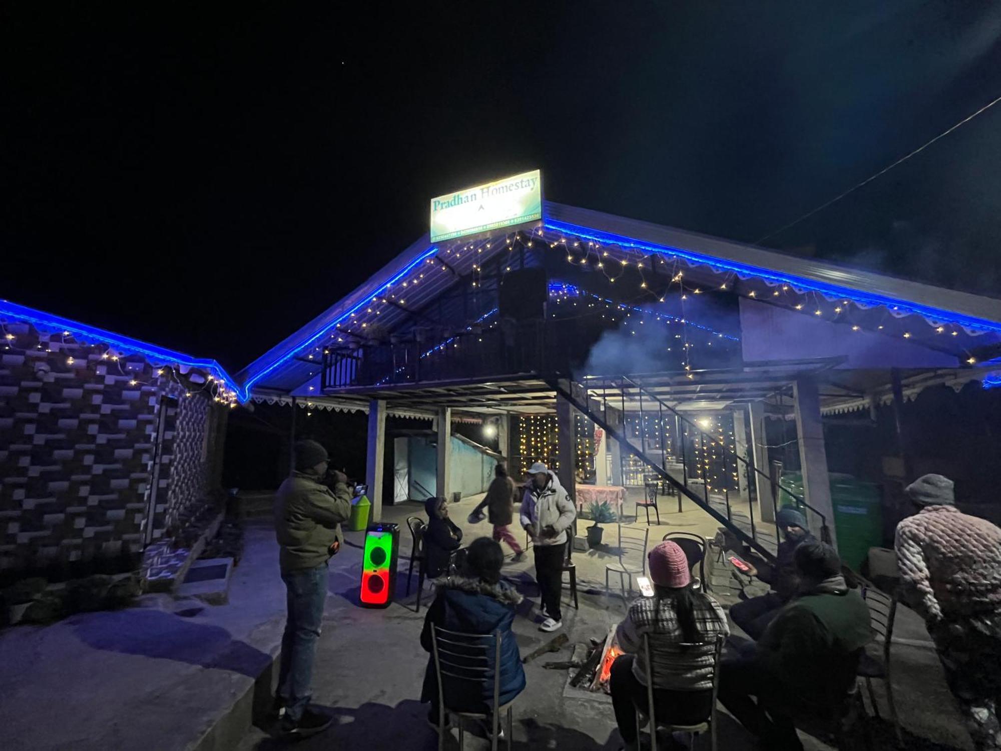 Lake Side Homestay - Pradhan Homestay Mirik Luaran gambar